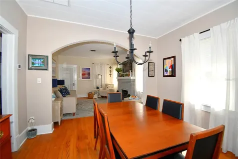 1245 N Alexander Street Mount Dora FL 32757