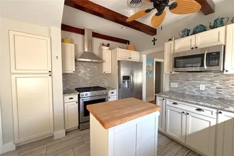 1245 N Alexander Street Mount Dora FL 32757
