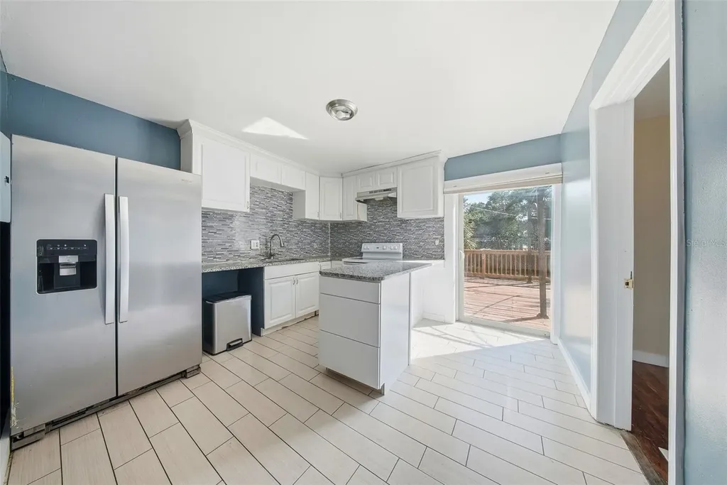 514 E Morgan Street Tarpon Springs FL 34689