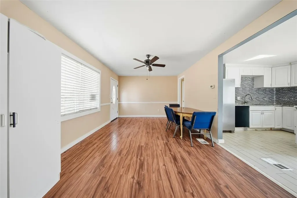 514 E Morgan Street Tarpon Springs FL 34689