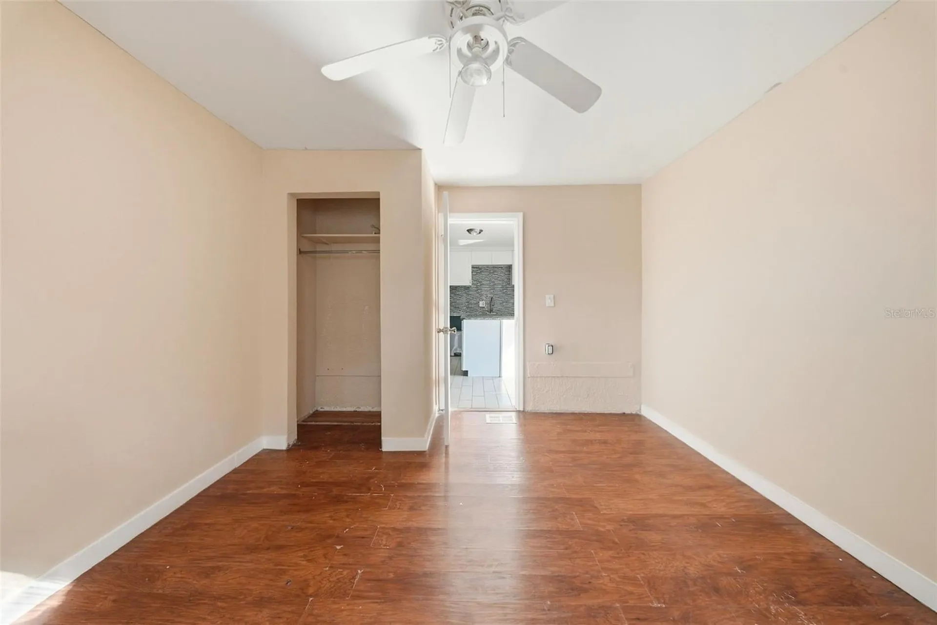 514 E Morgan Street Tarpon Springs FL 34689