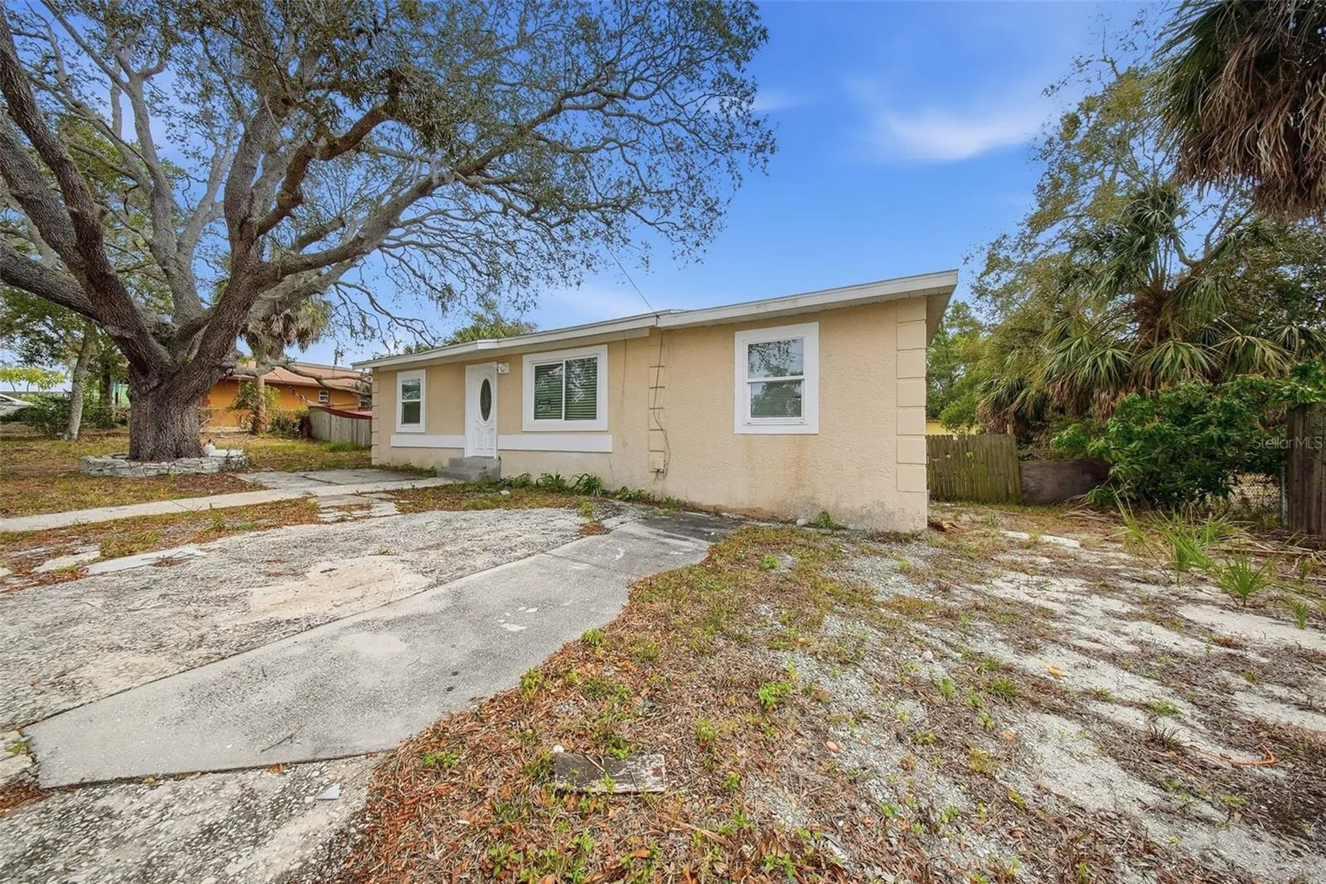 514 E Morgan Street Tarpon Springs FL 34689