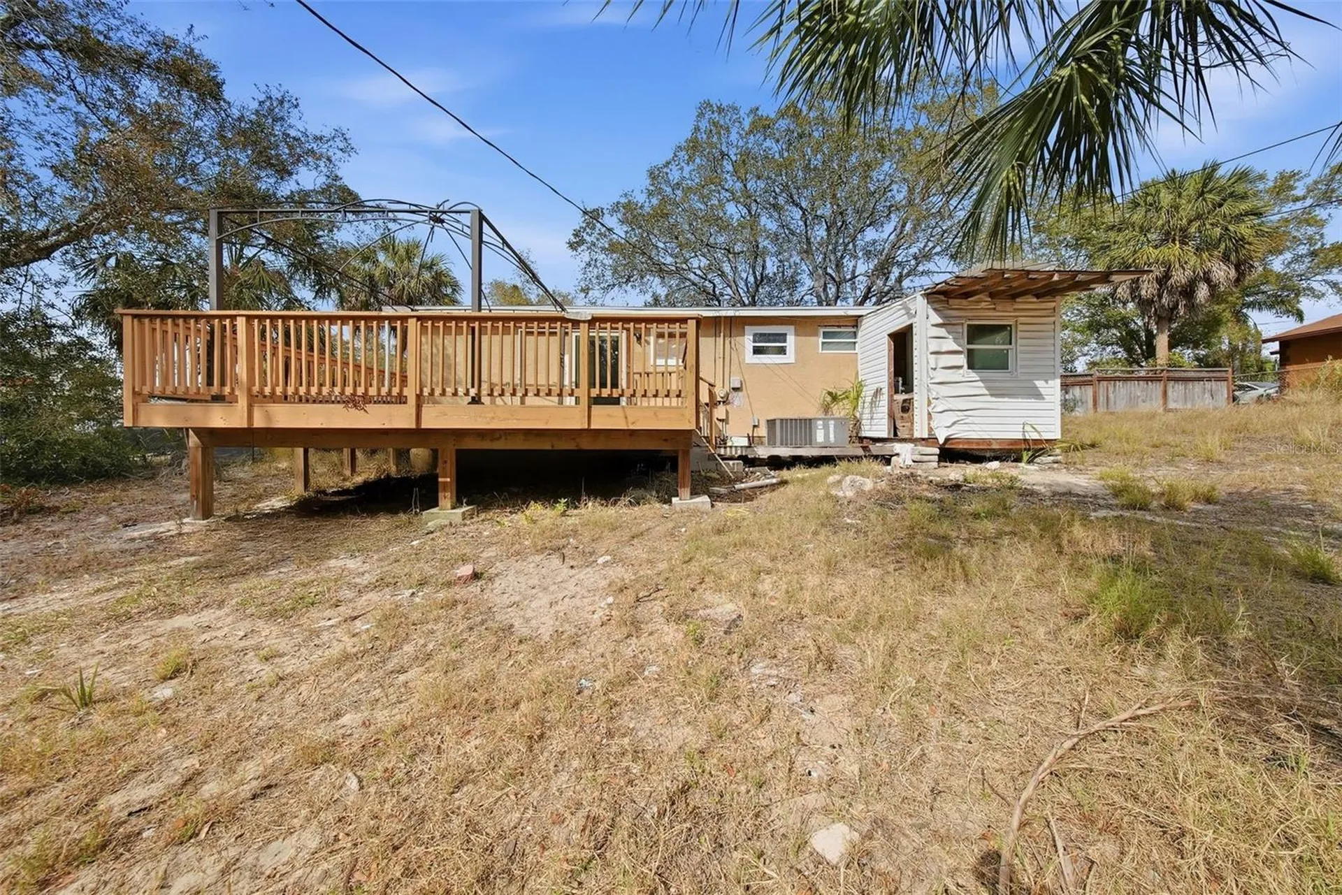 514 E Morgan Street Tarpon Springs FL 34689