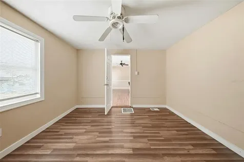 514 E Morgan Street Tarpon Springs FL 34689