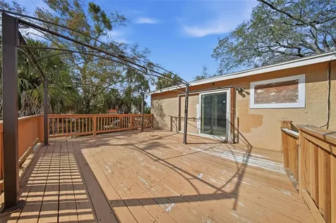 514 E Morgan Street Tarpon Springs FL 34689