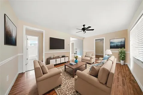 514 E Morgan Street Tarpon Springs FL 34689