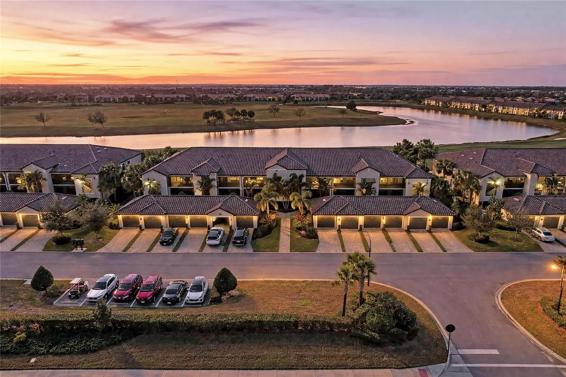 Bradenton FL, 5684 Palmer Circle, Unit 204