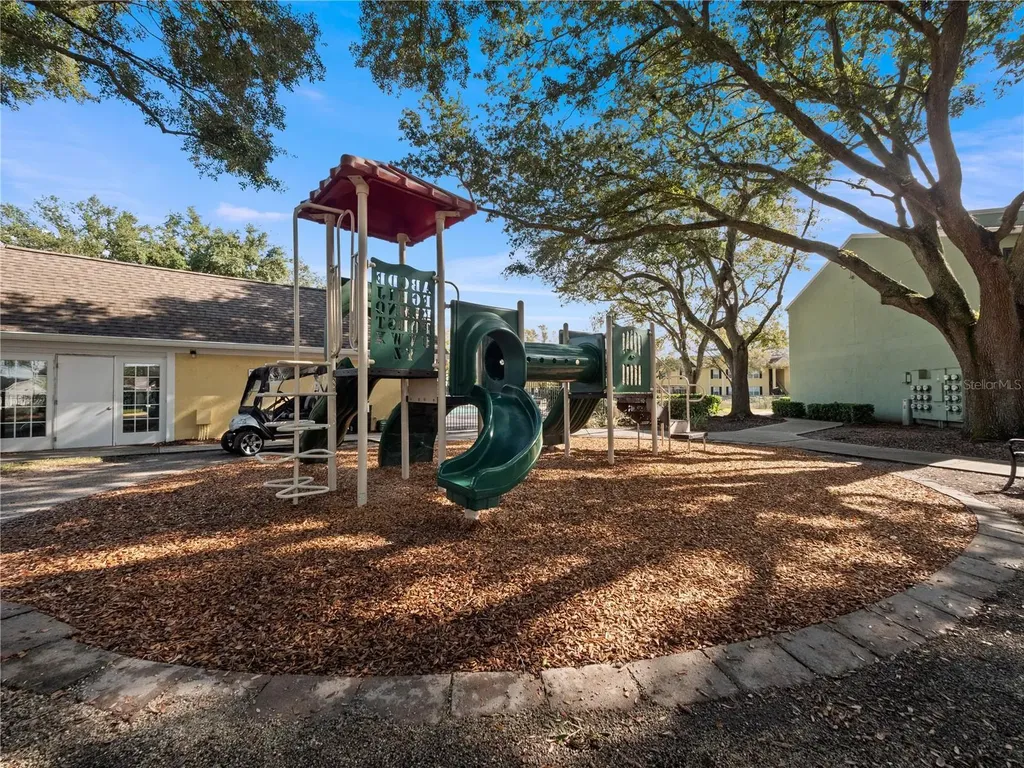 2077 Dixie Belle Drive Orlando FL 32812