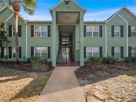 2077 Dixie Belle Drive Orlando FL 32812