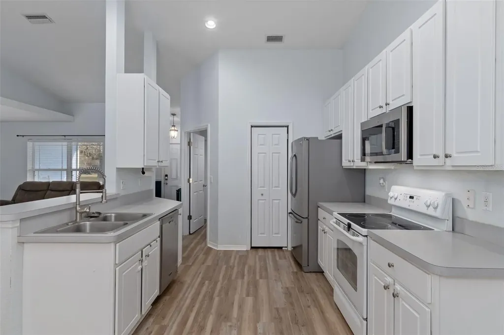 10041 Kimbrough Drive Brooksville FL 34601