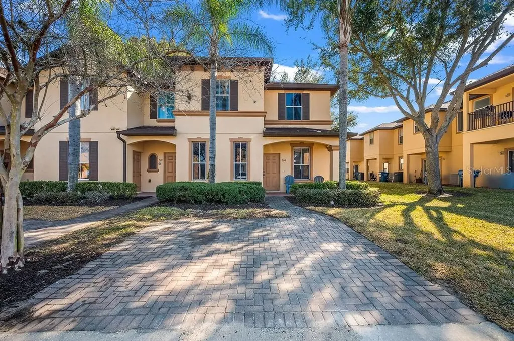 300 Miramar Avenue Davenport FL 33897
