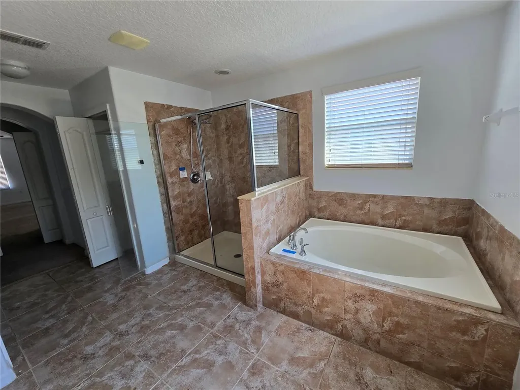 1803 Palm Warbler Lane Ruskin FL 33570
