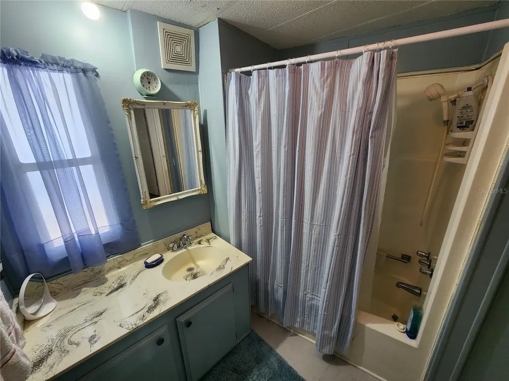 808 53rd Avenue E Bradenton FL 34203