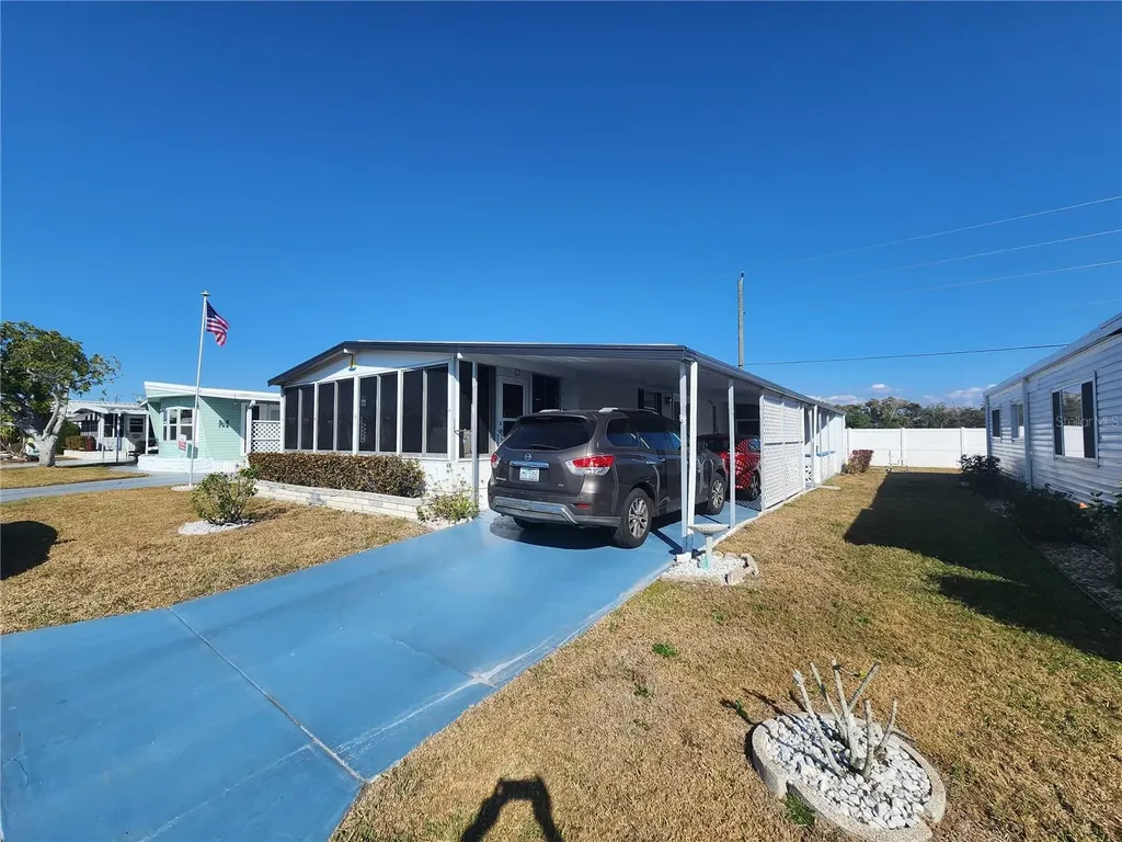 808 53rd Avenue E Bradenton FL 34203