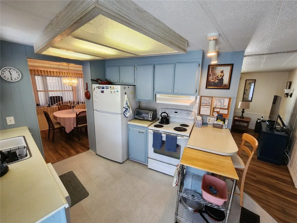 808 53rd Avenue E Bradenton FL 34203