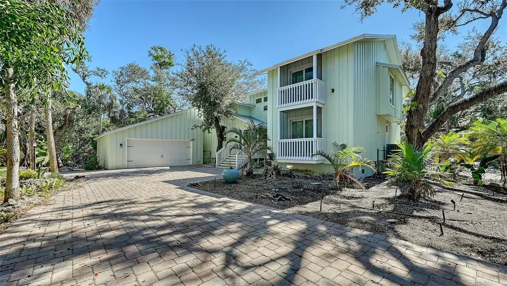 5310 Hidden Harbor Road Sarasota FL 34242