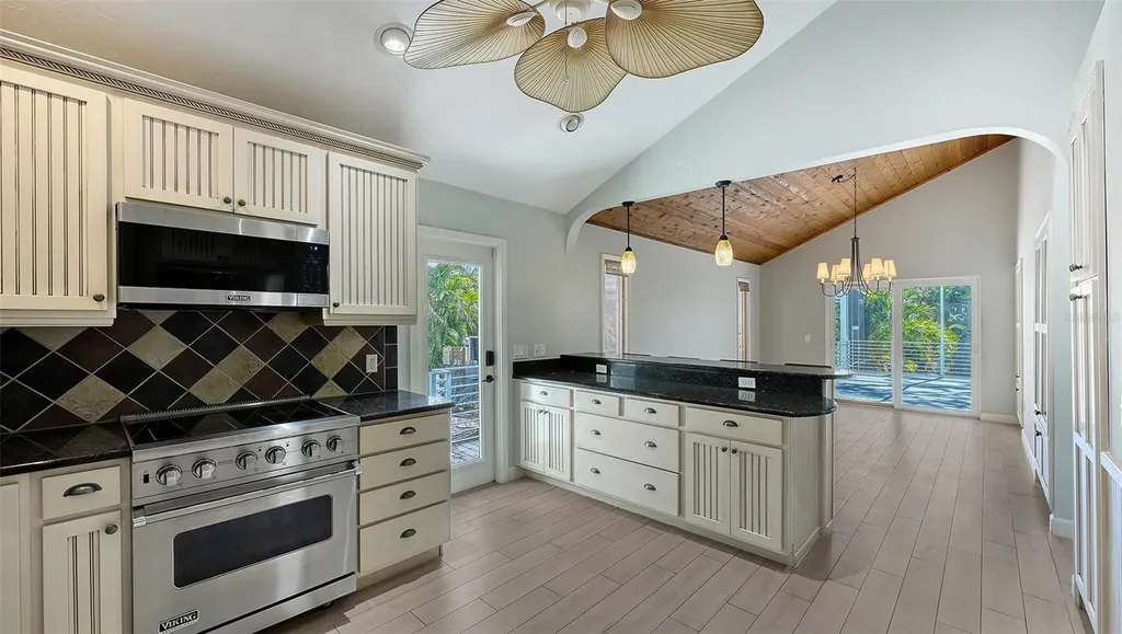 5310 Hidden Harbor Road Sarasota FL 34242