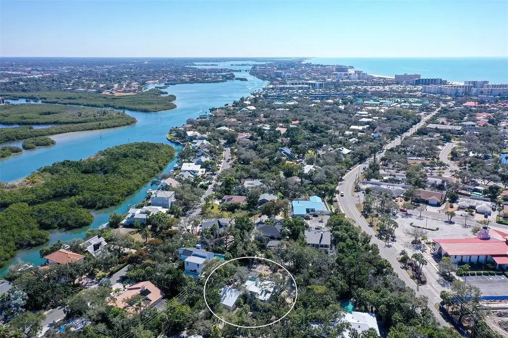 5310 Hidden Harbor Road Sarasota FL 34242