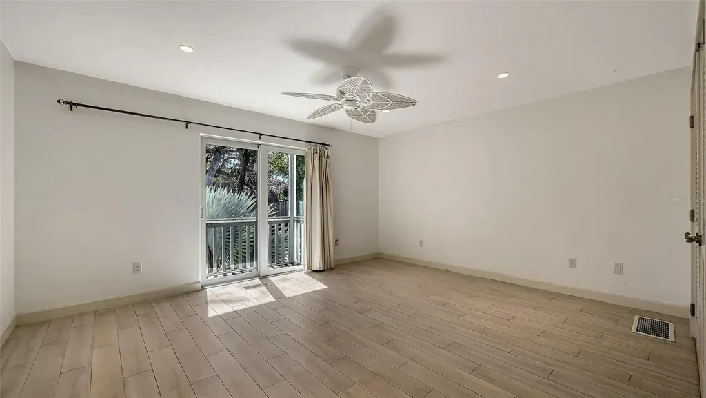 5310 Hidden Harbor Road Sarasota FL 34242