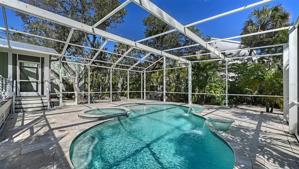 5310 Hidden Harbor Road Sarasota FL 34242