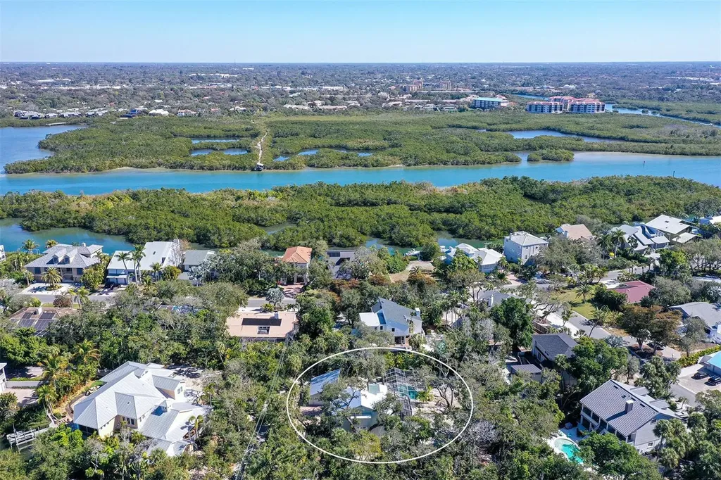 5310 Hidden Harbor Road Sarasota FL 34242