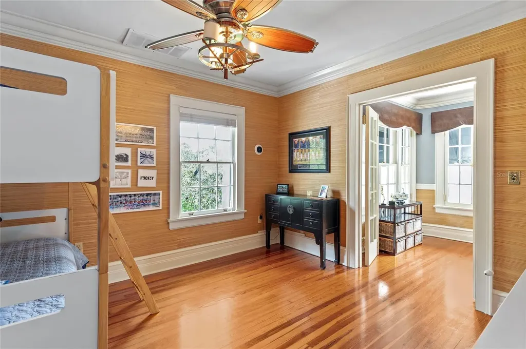 705 Delaney Avenue Orlando FL 32801
