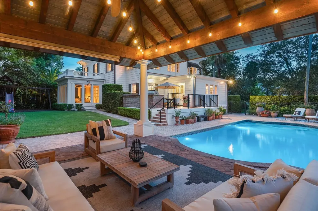 705 Delaney Avenue Orlando FL 32801