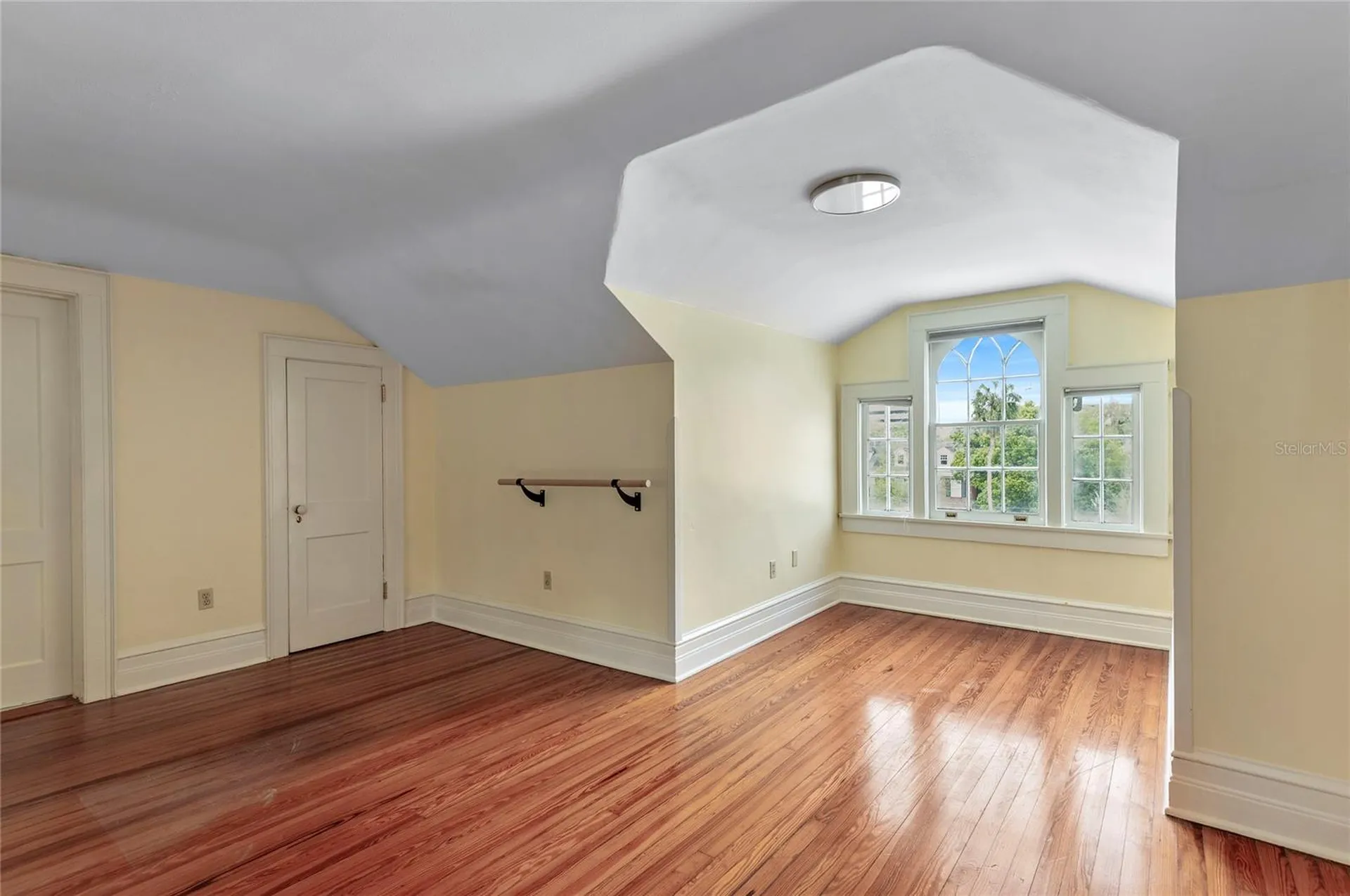 705 Delaney Avenue Orlando FL 32801