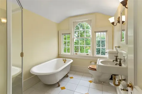 705 Delaney Avenue Orlando FL 32801