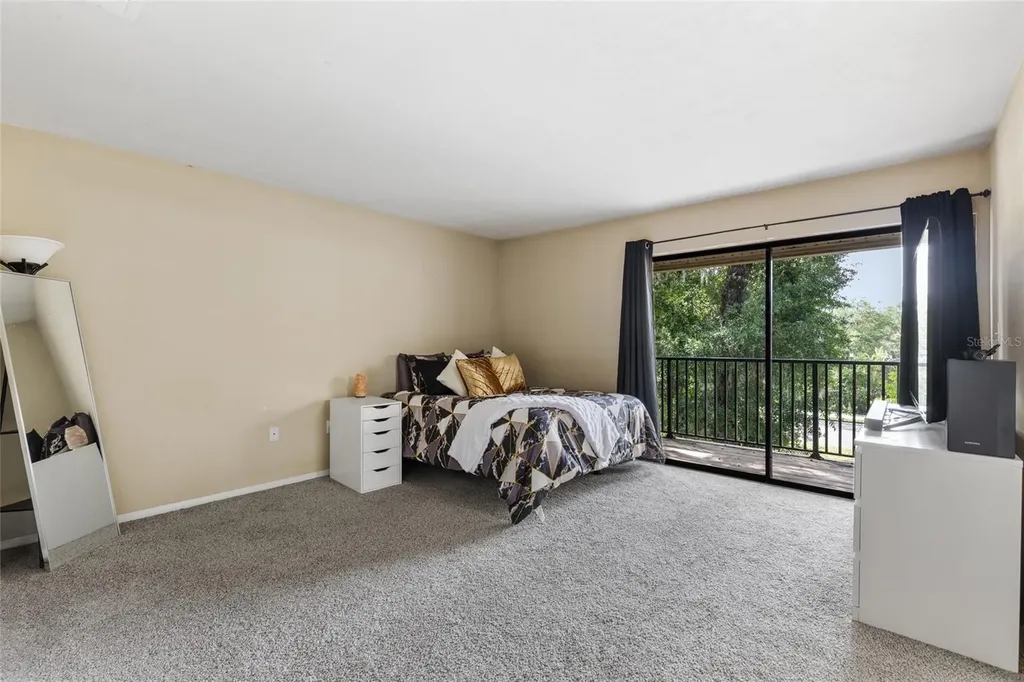 507 NW 39th Road Gainesville FL 32607