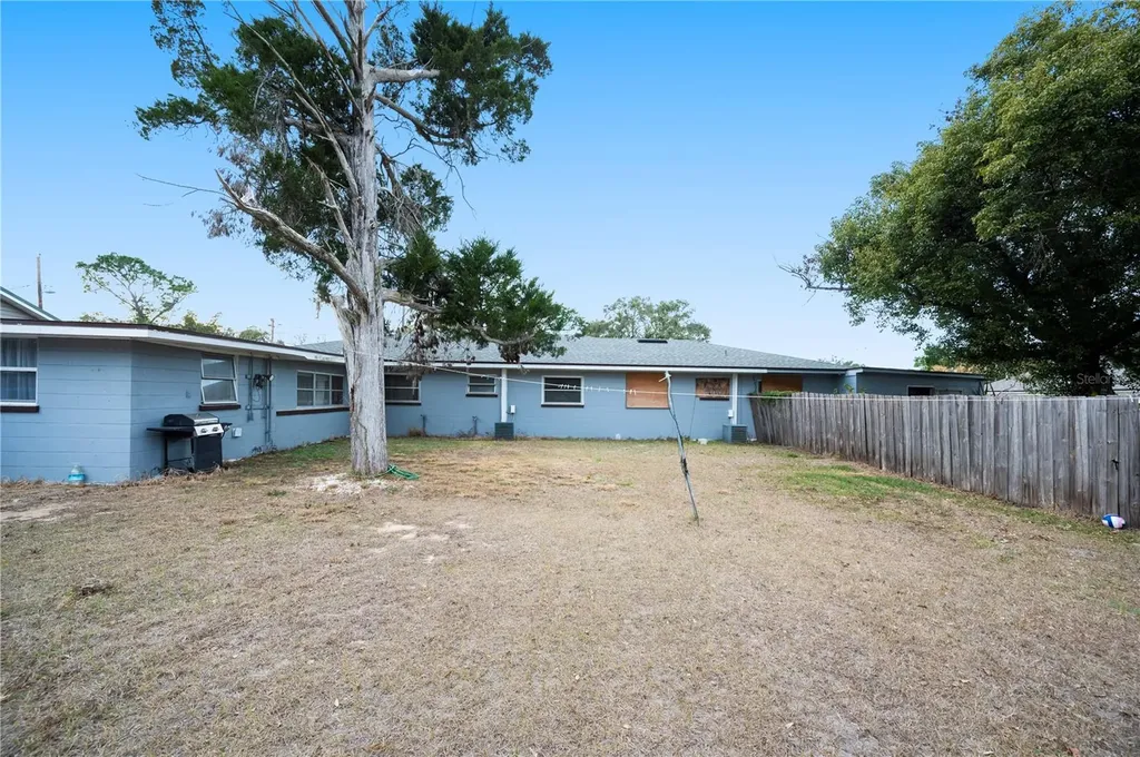 105 Hill Circle Lake Wales FL 33859