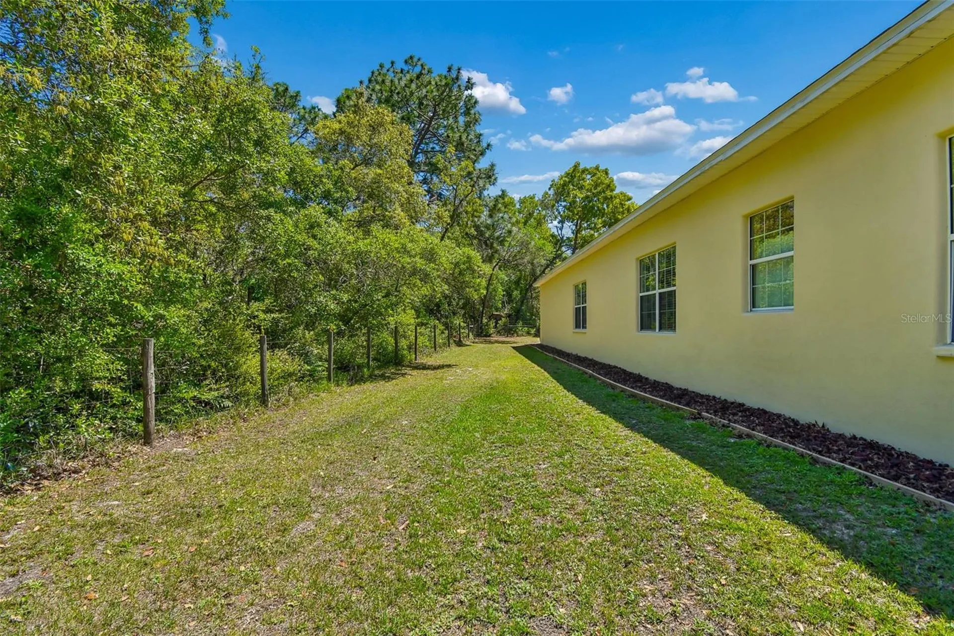 30342 Vitex Avenue Eustis FL 32736
