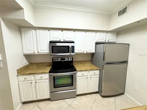 911 N Orange Avenue Orlando FL 32801