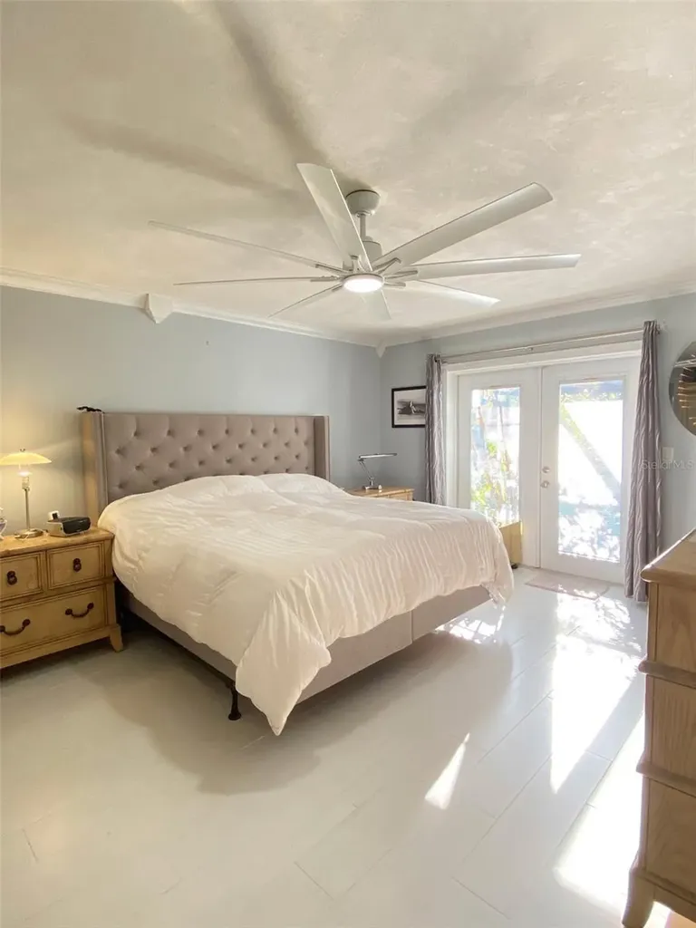 4076 Southwell Way Sarasota FL 34241