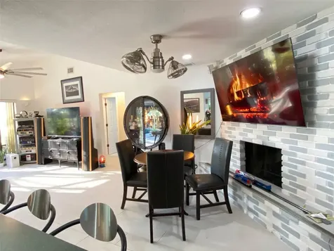 4076 Southwell Way Sarasota FL 34241