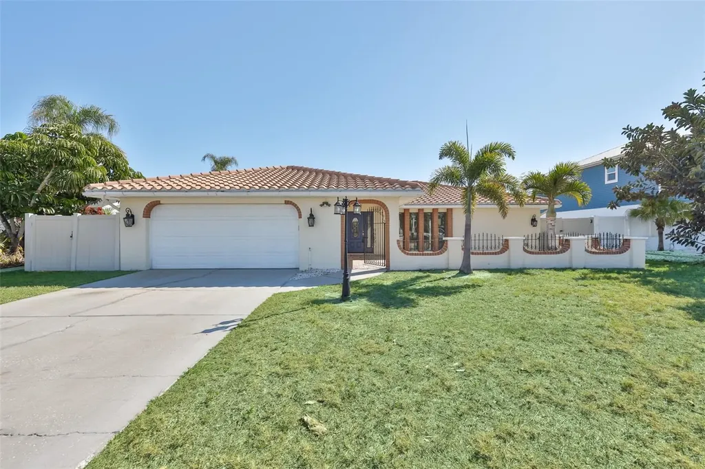 6523 King Palm Way Apollo Beach FL 33572