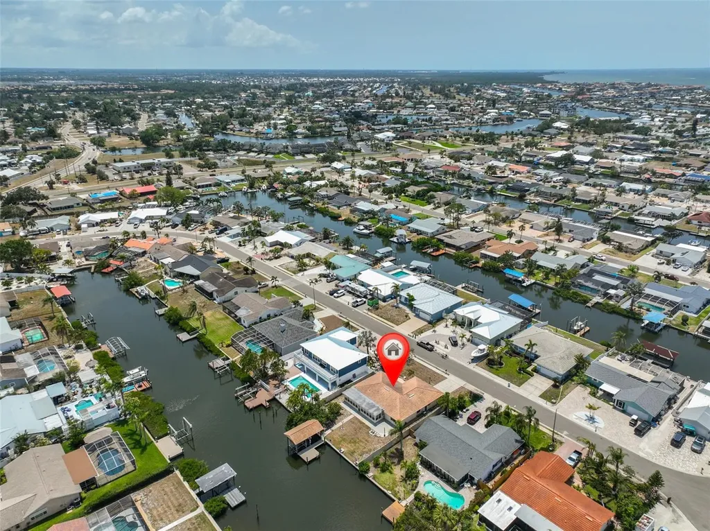 6523 King Palm Way Apollo Beach FL 33572