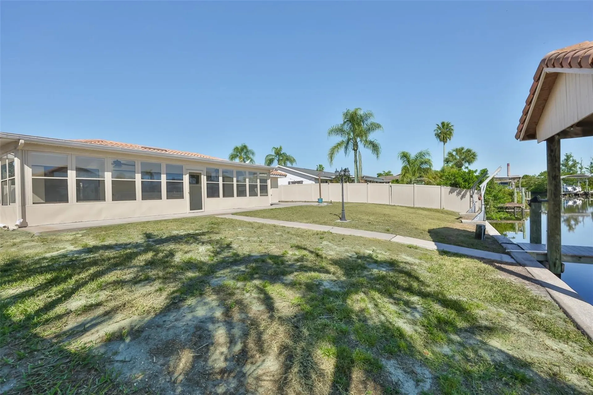 6523 King Palm Way Apollo Beach FL 33572