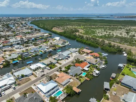 6523 King Palm Way Apollo Beach FL 33572