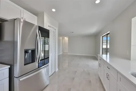 6523 King Palm Way Apollo Beach FL 33572