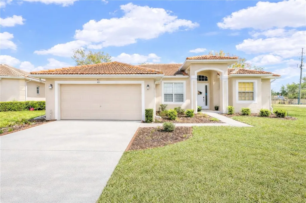 421 Bay Leaf Drive Poinciana FL 34759