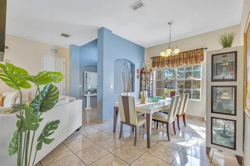 421 Bay Leaf Drive Poinciana FL 34759