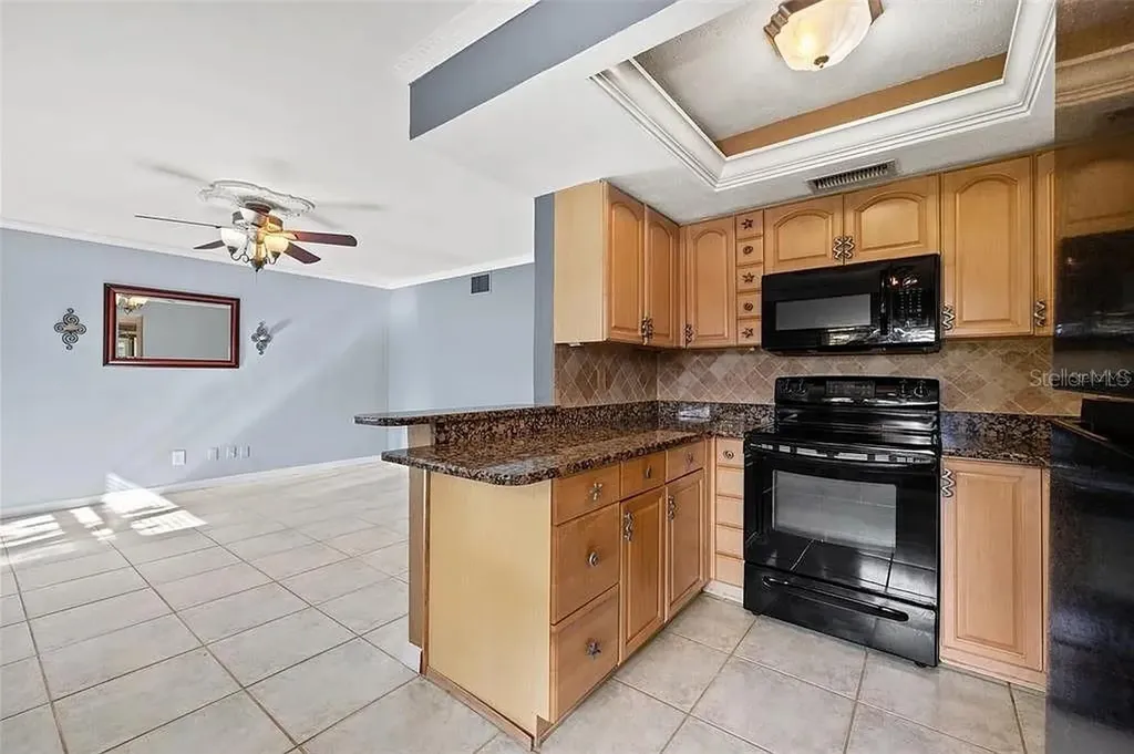 619 Garland Street N St Petersburg FL 33703