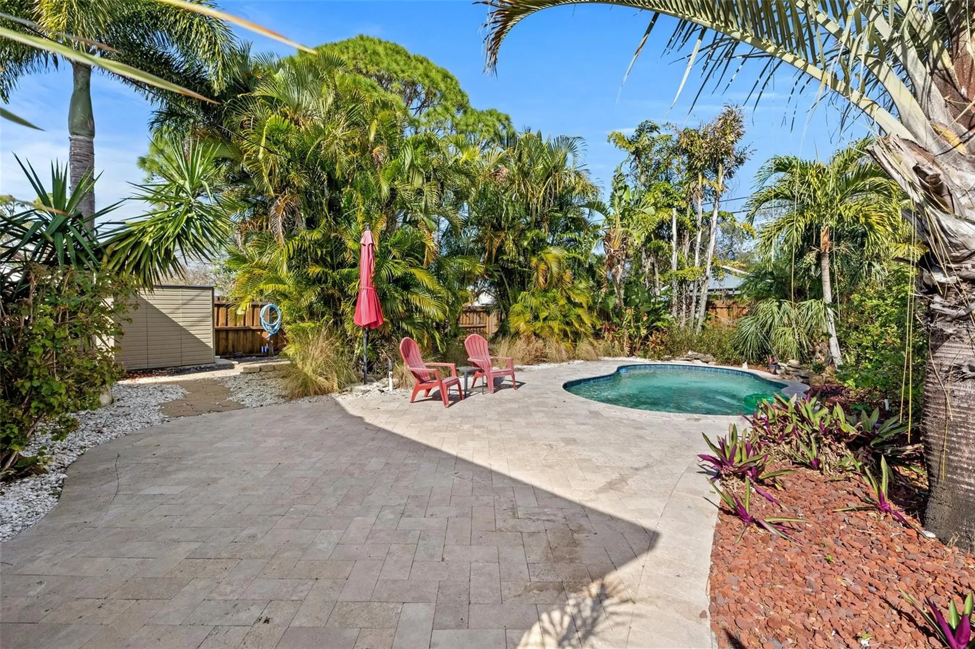 619 Garland Street N St Petersburg FL 33703