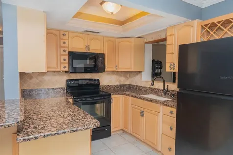 619 Garland Street N St Petersburg FL 33703