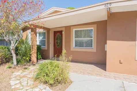 619 Garland Street N St Petersburg FL 33703