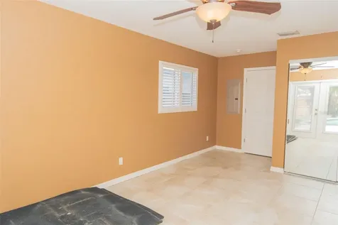619 Garland Street N St Petersburg FL 33703