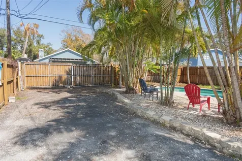 619 Garland Street N St Petersburg FL 33703