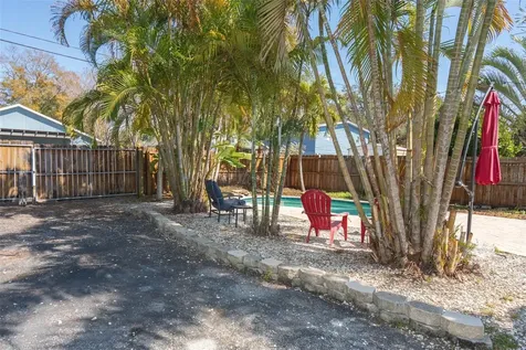 619 Garland Street N St Petersburg FL 33703