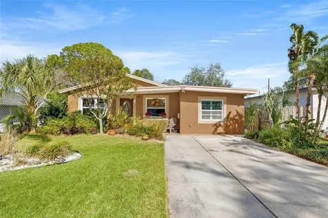 619 Garland Street N St Petersburg FL 33703